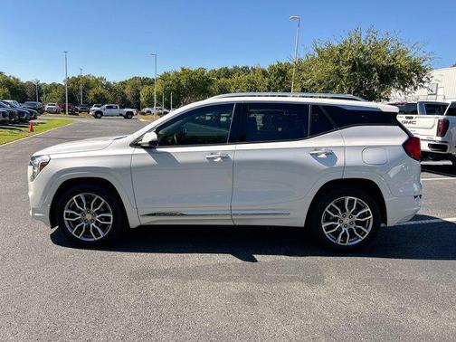 2022 GMC Terrain Denali