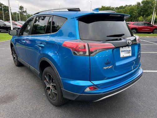 2018 Toyota RAV4 SE