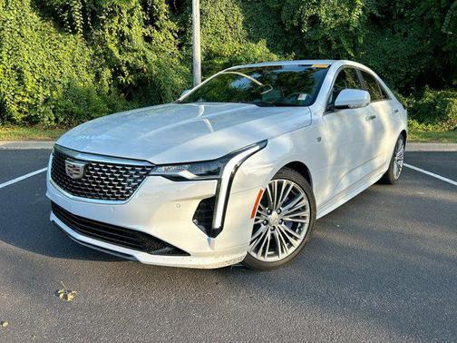 2022 Cadillac CT4 Premium Luxury