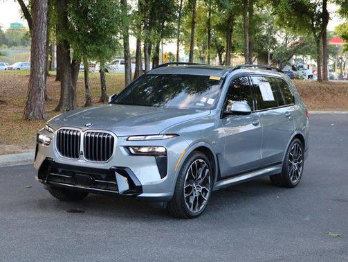 Skyscraper Grey Metallic 2023 BMW X7 xDrive40i