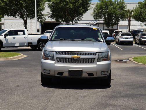 Silver Ice Metallic 2013 Chevrolet Avalanche LT