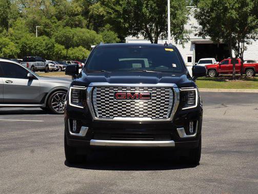 Onyx Black 2023 GMC Yukon XL Denali