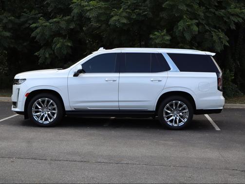 Crystal White Tricoat 2022 Cadillac Escalade Premium Luxury