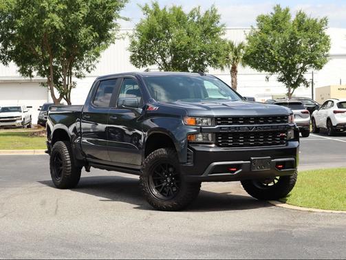 Shadow Gray Metallic 2021 Chevrolet Silverado 1500 Custom Trail Boss