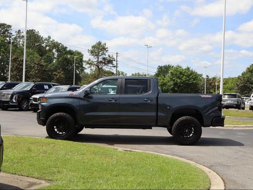 Shadow Gray Metallic 2021 Chevrolet Silverado 1500 Custom Trail Boss