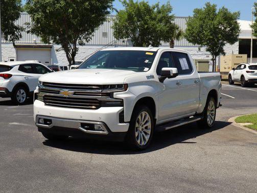Iridescent Pearl Tricoat 2019 Chevrolet Silverado 1500 High Country
