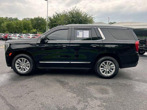 2024 GMC Yukon SLT