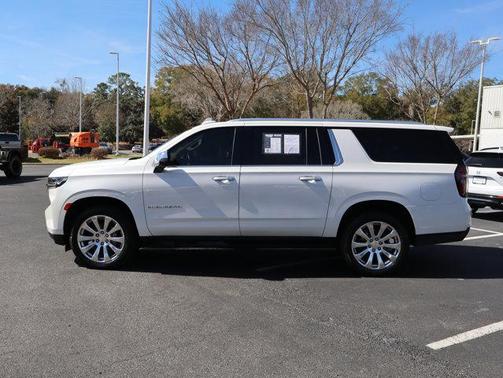 2023 Chevrolet Suburban Premier