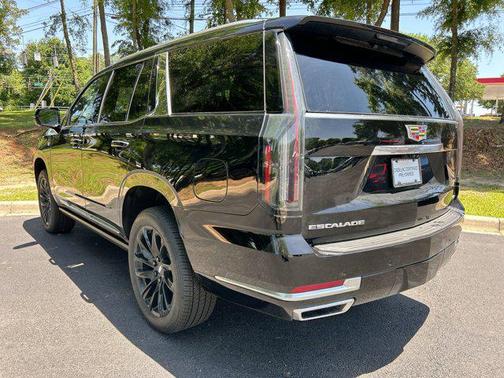 2025 Cadillac Escalade Premium Luxury