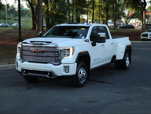 White Frost Tricoat 2022 GMC Sierra 3500 Denali