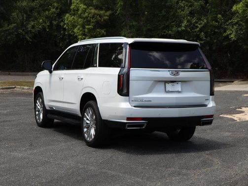 Crystal White Tricoat 2024 Cadillac Escalade Premium Luxury
