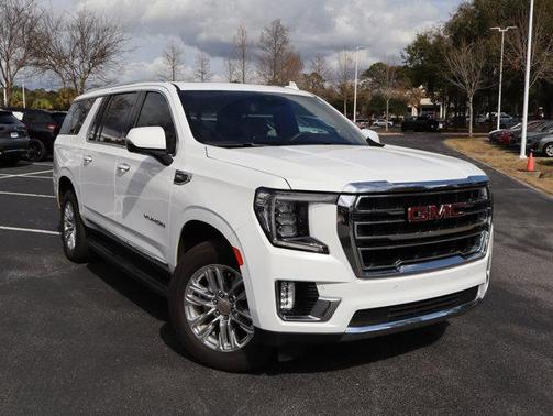 2023 GMC Yukon XL SLT