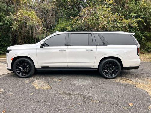 2024 Cadillac Escalade ESV Sport