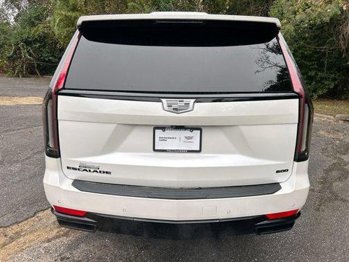 2024 Cadillac Escalade ESV Sport