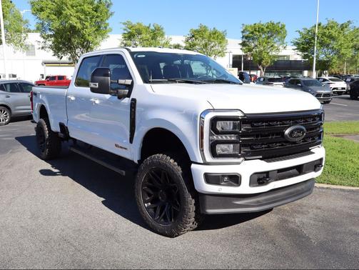 OXFORD WHITE 2024 Ford F-350 Lariat