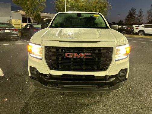 2022 GMC Canyon Elevation Standard