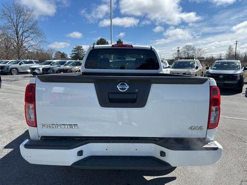 Glacier White 2020 Nissan Frontier S