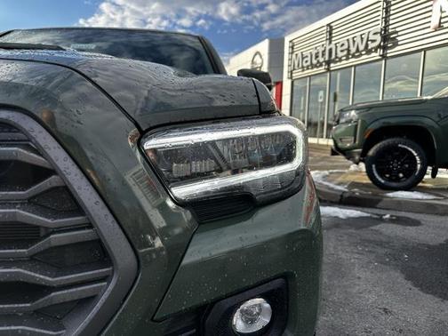 2021 Toyota Tacoma TRD Sport