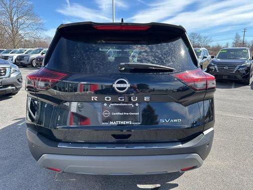 2022 Nissan Rogue SV