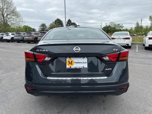 2022 Nissan Altima 2.5 SV