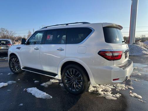 2024 Nissan Armada Platinum 4WD