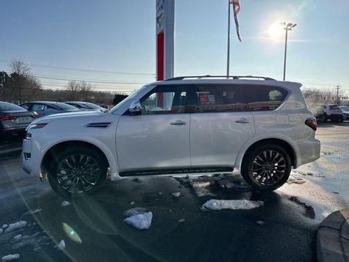 2024 Nissan Armada Platinum 4WD