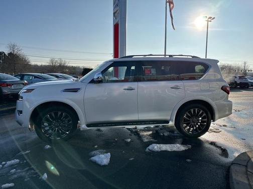 2024 Nissan Armada Platinum 4WD