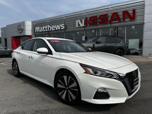 2022 Nissan Altima 2.5 SV