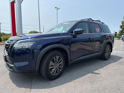 2022 Nissan Pathfinder SV 4WD