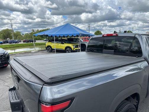 Gun Metallic 2023 Nissan Frontier SV
