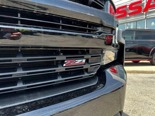 Satin Steel Metallic 2021 Chevrolet Silverado 1500 LT Trail Boss