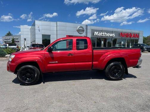 Barcelona Red Metallic 2015 Toyota Tacoma Base