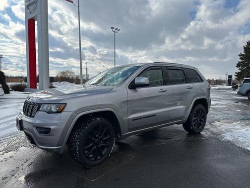 2018 Jeep Grand Cherokee Altitude