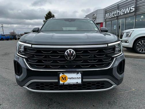 2025 Volkswagen Atlas Cross Sport 2.0T SE w/Technology 4MOTION
