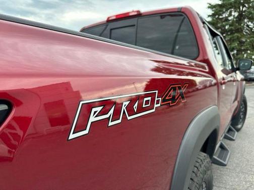 Cardinal Red Tricoat 2022 Nissan Frontier PRO-4X
