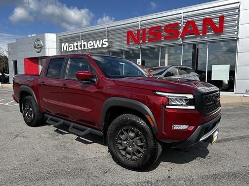 Cardinal Red Tricoat 2022 Nissan Frontier PRO-4X