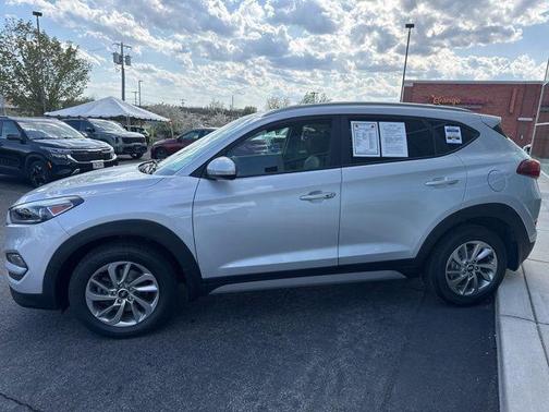 Molten Silver 2018 Hyundai TUCSON SEL Plus