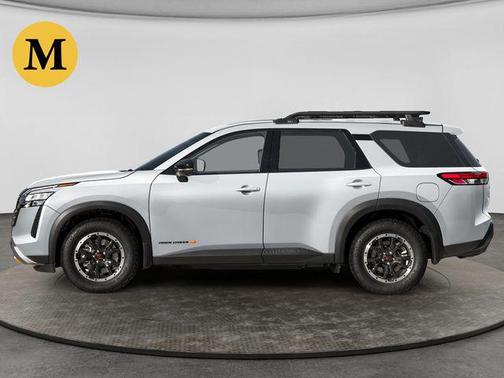 Everest White Pearl Tricoat 2026 Nissan Pathfinder Rock Creek