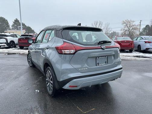 2023 Nissan Kicks SV