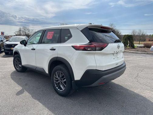 Glacier White 2023 Nissan Rogue S