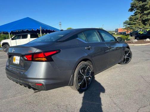 Gun Metallic 2026 Nissan Altima SR FWD