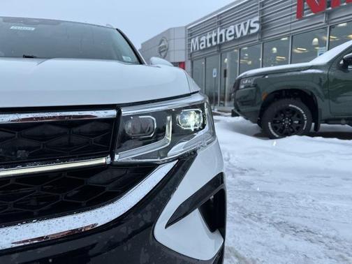 2024 Volkswagen Taos 1.5T SEL