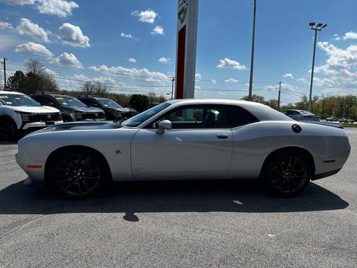Triple Nickel Clearcoat 2020 Dodge Challenger R/T Scat Pack