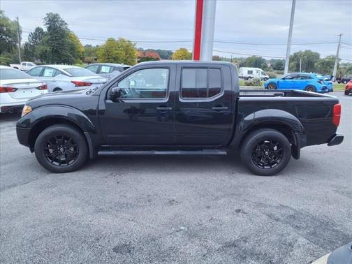 Magnetic Black Pearl 2020 Nissan Frontier SV