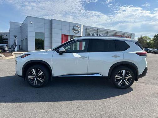 Pearl White Tricoat 2023 Nissan Rogue Platinum
