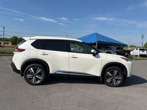 Pearl White Tricoat 2023 Nissan Rogue Platinum
