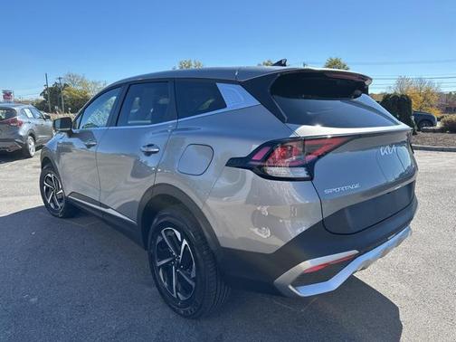 2023 Kia Sportage Hybrid LX