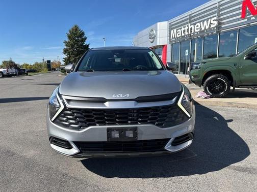 2023 Kia Sportage Hybrid LX
