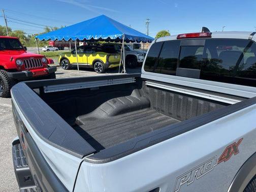 Boulder Gray Pearl 2026 Nissan Frontier PRO-4X