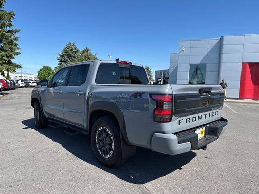 Boulder Gray Pearl 2026 Nissan Frontier PRO-4X
